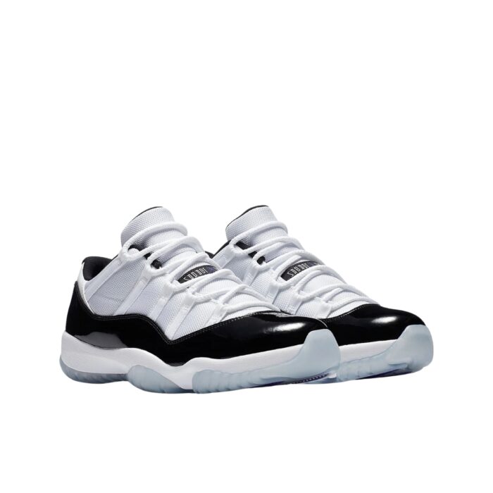 NIKE AIR JORDAN 11 RETRO LOW CONCORD 528895 153