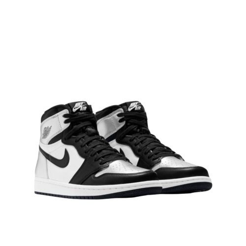 NIKE AIR JORDAN 1 HIGH OG SILVER TOE CD0461 001