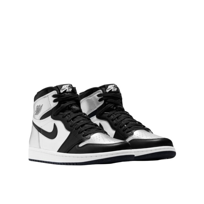 NIKE AIR JORDAN 1 HIGH OG SILVER TOE CD0461 001