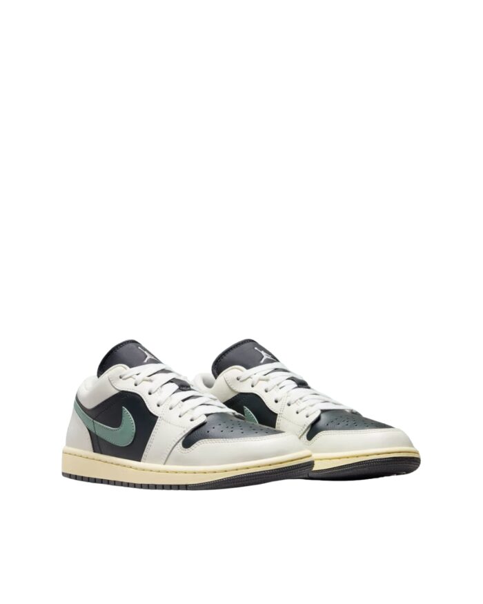 NIKE AIR JORDAN 1 LOW JADE SMOKE ANTHRACITE JADE SMOKE SAIL LEGEND SAND DC0774 001