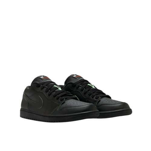NIKE AIR JORDAN 1 LOW SE BLACK CAT HM3690-001