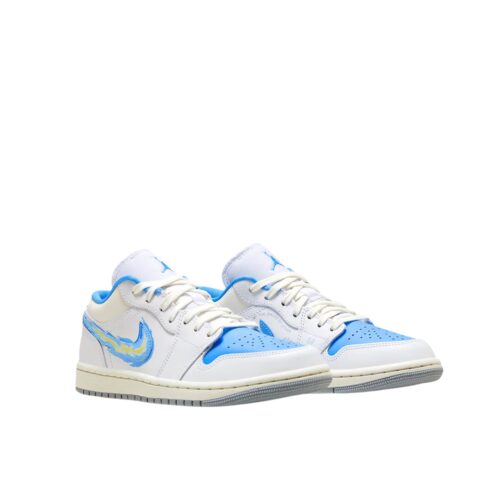 NIKE JORDAN 1 LOW BORN TO FLY UNIVERSITY BLUE
