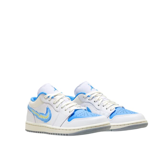 NIKE JORDAN 1 LOW BORN TO FLY UNIVERSITY BLUE