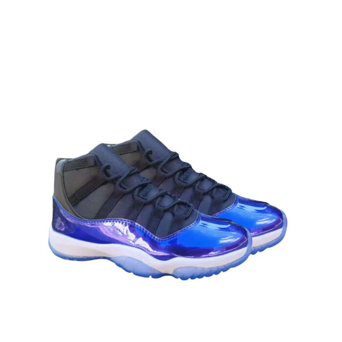 NIKE AIR JORDAN 11 BLACK PURPLE