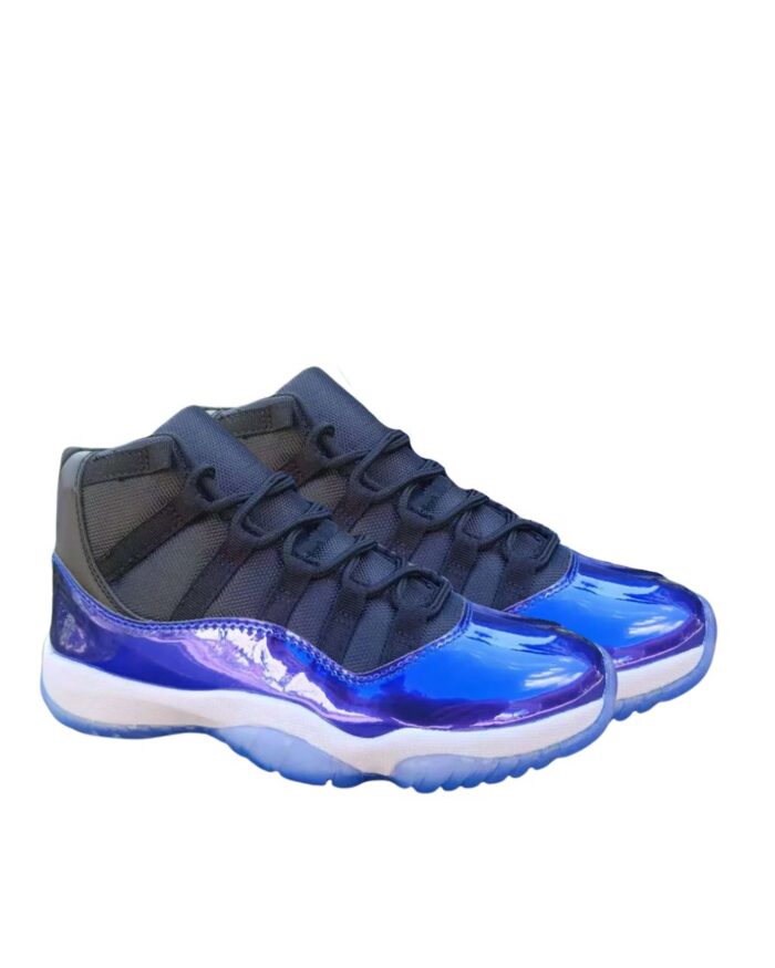 NIKE AIR JORDAN 11 BLACK PURPLE