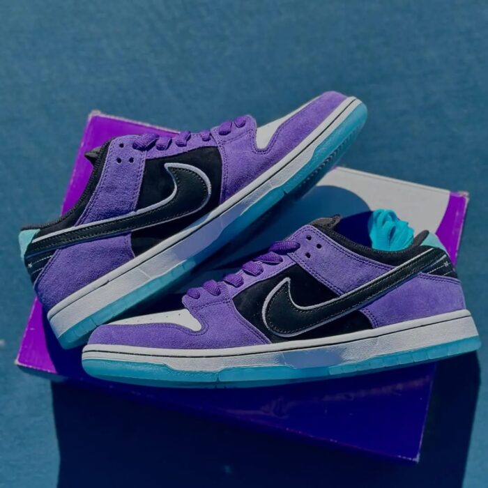 NIKE SB DUNK LOW X HAYLEY WILSON PURPLE BLACK HJ0513 500 - Image 3