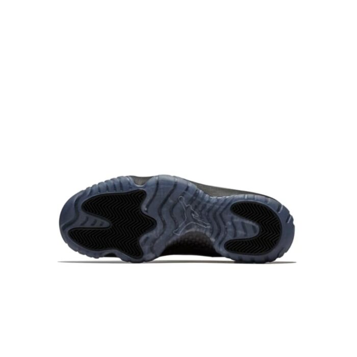 NIKE AIR JORDAN 11 RETRO CAP AND GOWN 378037 005 - Image 5