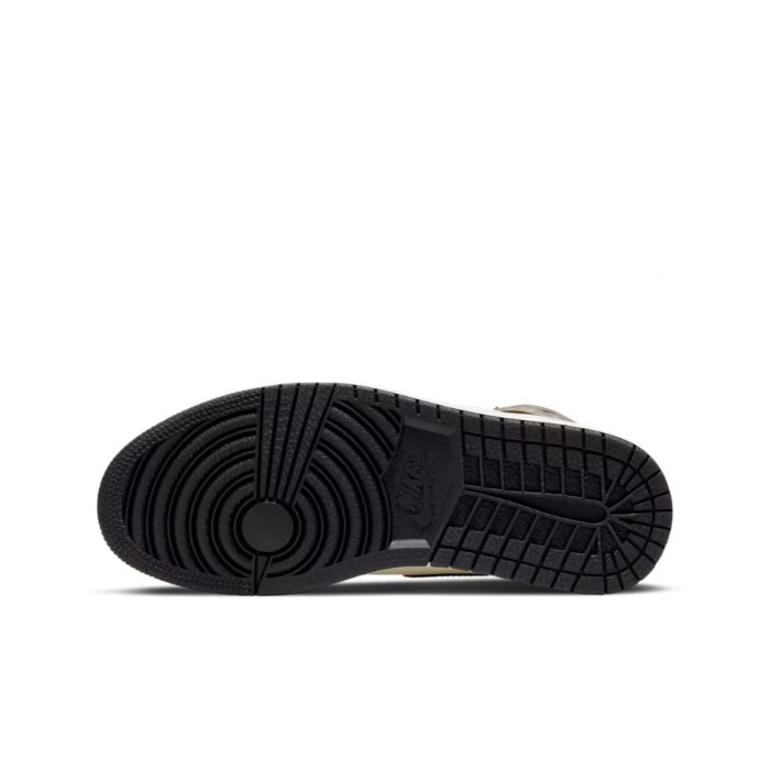 NIKE AIR JORDAN 1 HIGH OG DARK MOCHA 555088 105 - Image 6