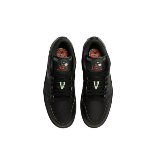 NIKE AIR JORDAN 1 LOW SE BLACK CAT HM3690-001 - Image 4