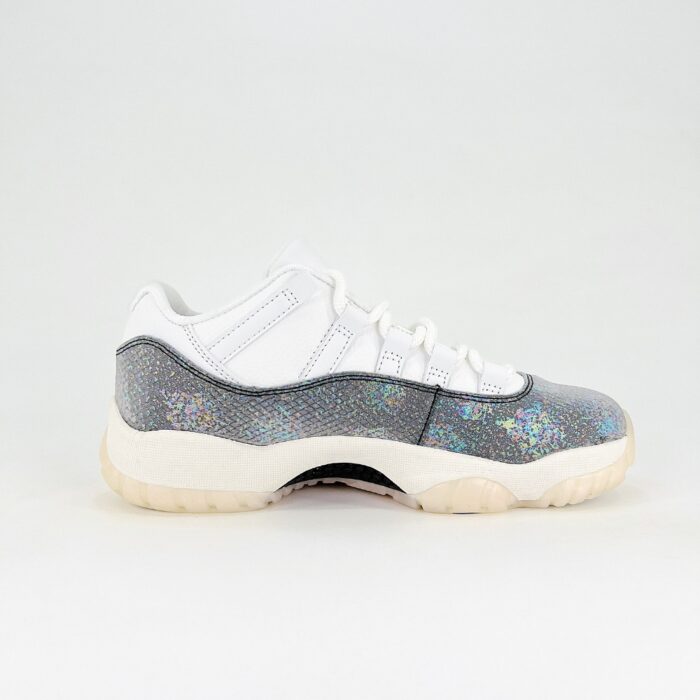 NIKE AIR JORDAN 11 RETRO LNY GREY SUMMIT WHITE HQ7000 001 - Image 2