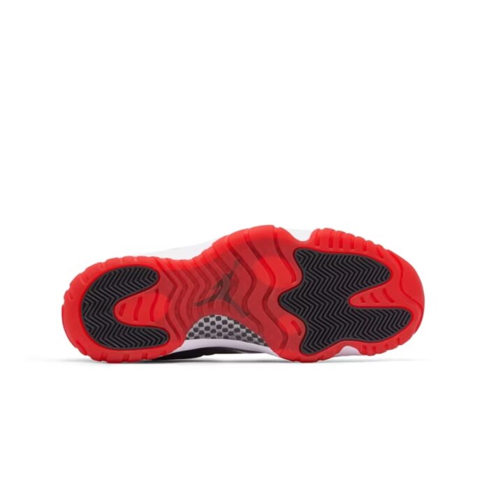 NIKE AIR JORDAN 11 RETRO OG BRED 378037 010 - Image 6