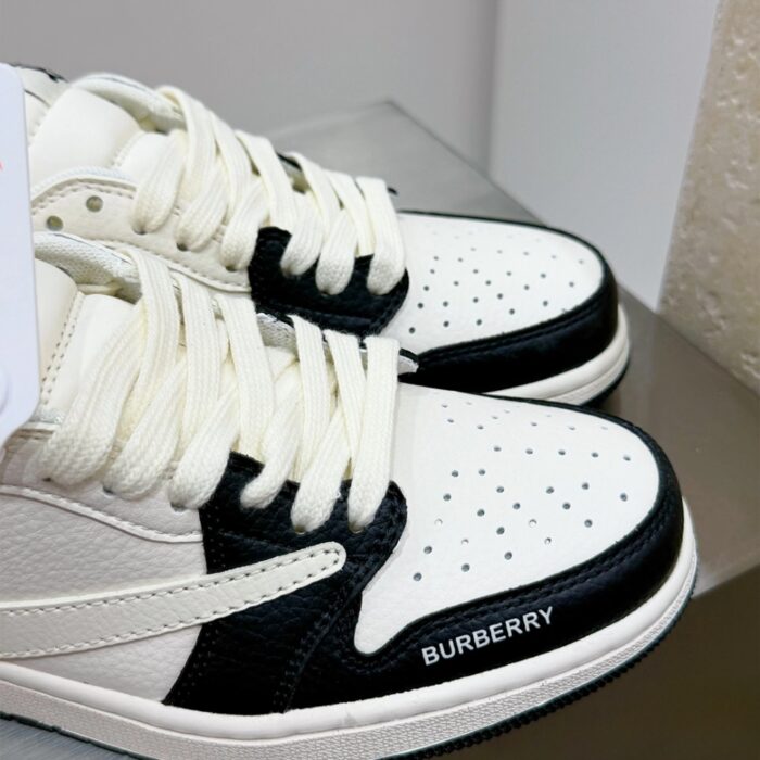 NIKE AIR JORDAN 1 LOW X TRAVIS SCOTT X BURBERRY BLACK WHITE - Image 5