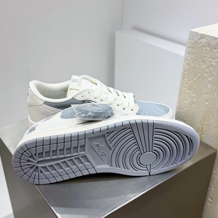 NIKE AIR JORDAN 1 LOW X TRAVIS SCOTT X BURBERRY GREY WHITE - Image 6
