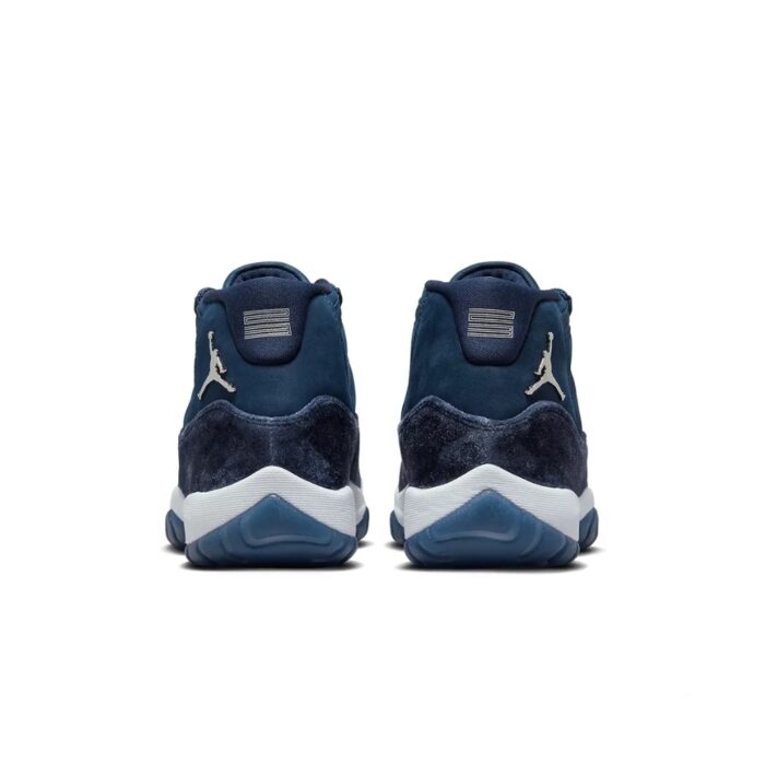 NIKE AIR JORDAN 11 MIDNIGHT NAVY AR0715 441 - Image 6