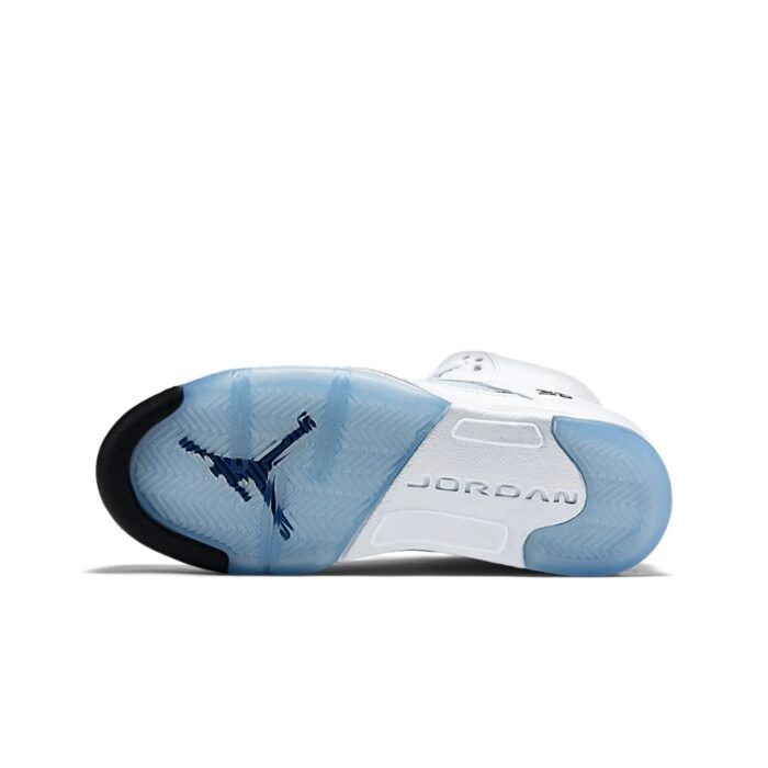 NIKE AIR JORDAN 5 RETRO METALLIC WHITE 136027 130 - Image 6