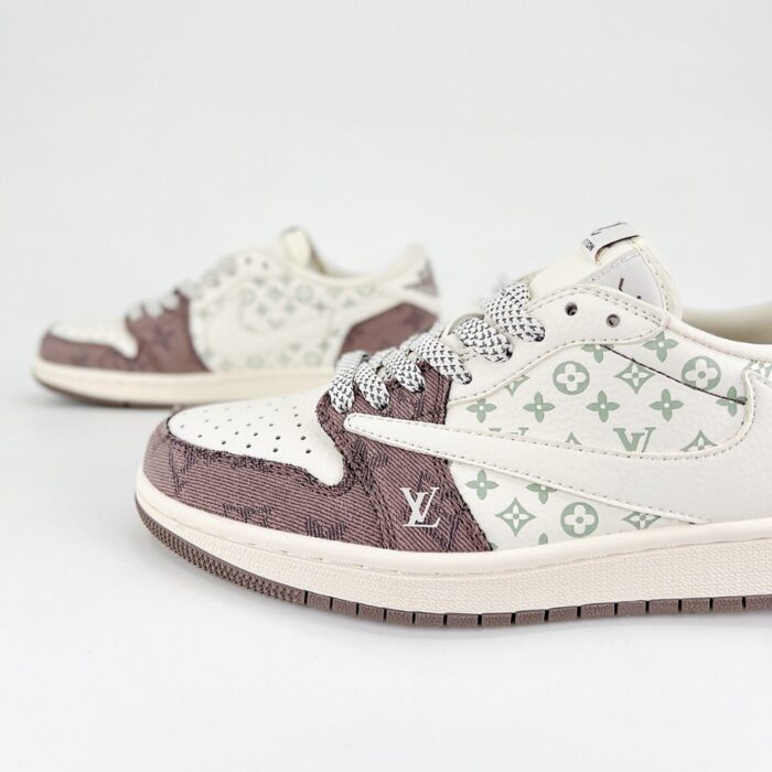 NIKE AIR JORDAN 1 LOW X TRAVIS SCOTT X LOUIS VUITTON WHITE GREY SJ2068 105 - Image 4