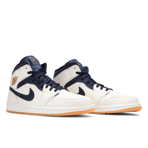 NIKE AIR JORDAN 1 RETRO MID JETER AH6342 104 - Image 6