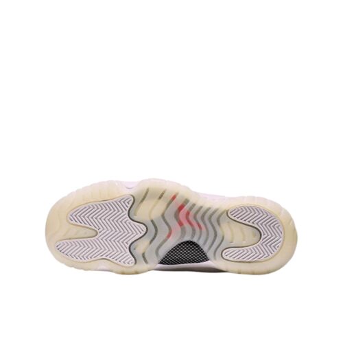 NIKE JORDAN 11 RETRO PLATINUM TINT 378037 016 - Image 6