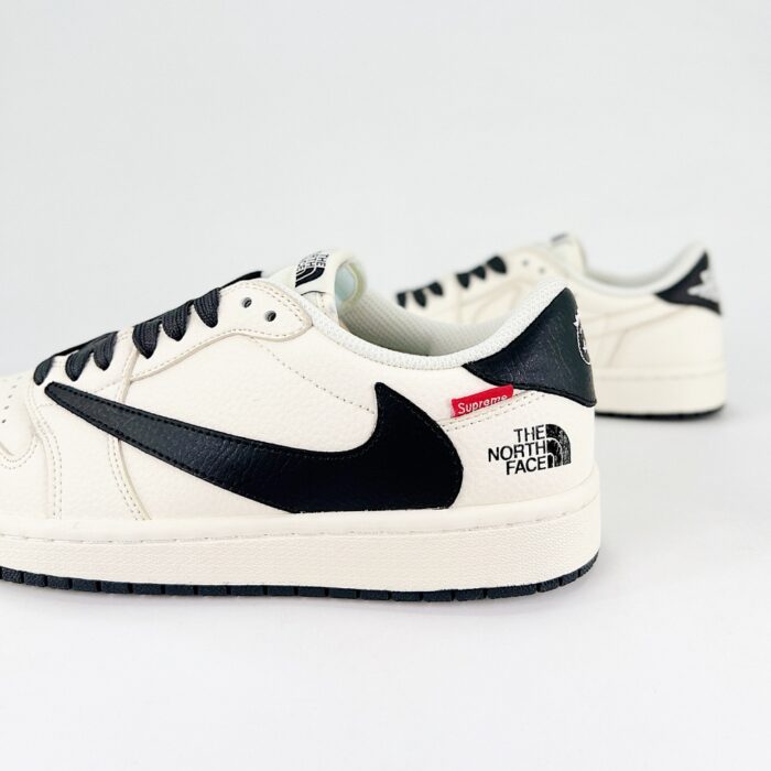 NIKE AIR JORDAN 1 LOW X TRAVIS SCOTT X SUPREME X THE NORTH FACE BLACK WHITE - Image 5