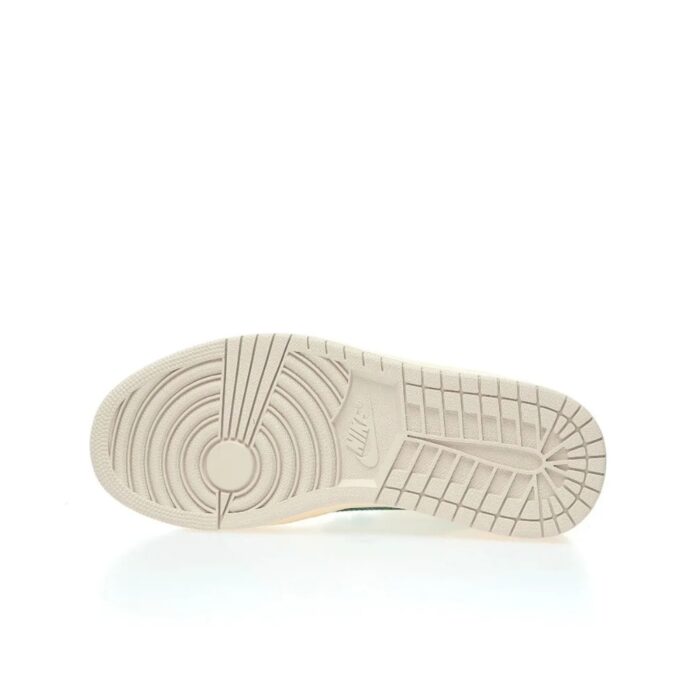 NIKE AIR JORDAN 1 LOW X TRAVIS SCOTT TIFFANY CREAM - Image 6