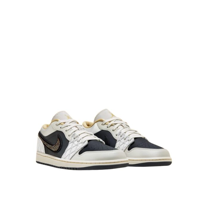 NIKE AIR JORDAN 1 LOW BEADED SWOOSH DV1762 001