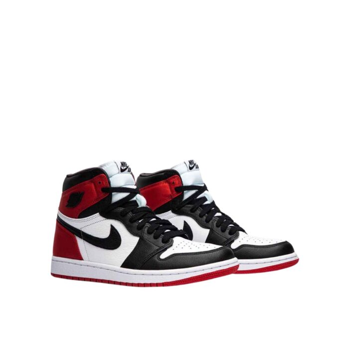 NIKE AIR JORDAN 1 RETRO HIGH SATIN BLACK TOE CD0461 016