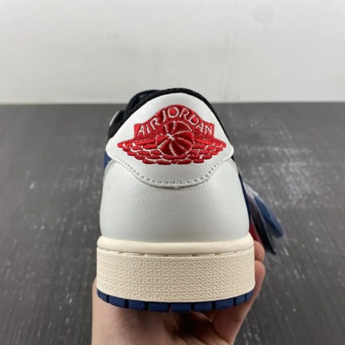 NIKE AIR JORDAN 1 LOW X TRAVIS SCOTT LIGHT NAVY - Image 4