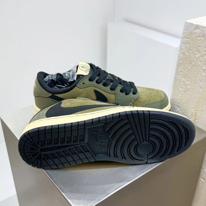 NIKE AIR JORDAN 1 LOW X TRAVIS SCOTT MONCLER OLIVE - Image 4