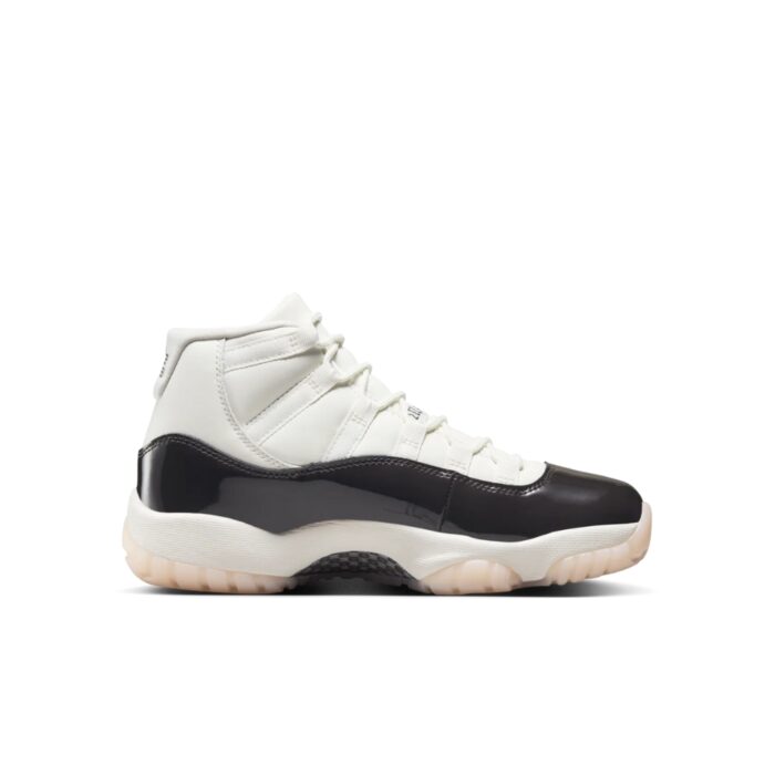 NIKE AIR JORDAN 11 RETRO NEAPOLITAN AR0715 101 - Image 3