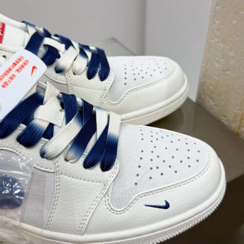 NIKE AIR JORDAN 1 LOW X SUPEREME WHITE BLUE - Image 5