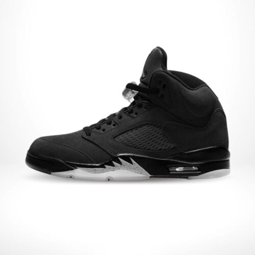 Medial side view of the Air Jordan 5