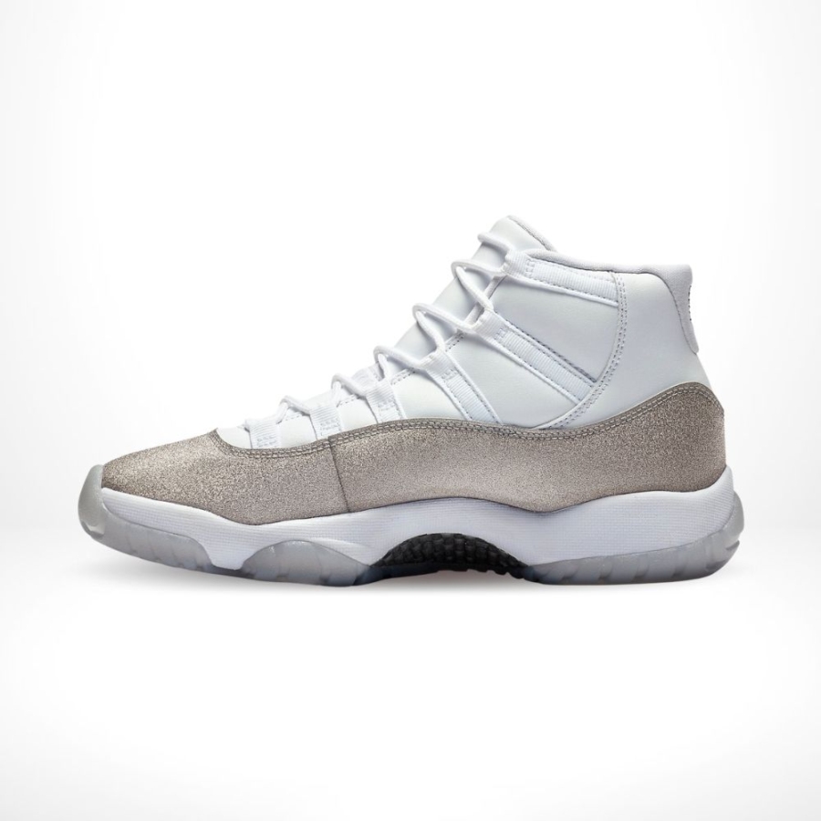 Medial side view of the Air Jordan 11