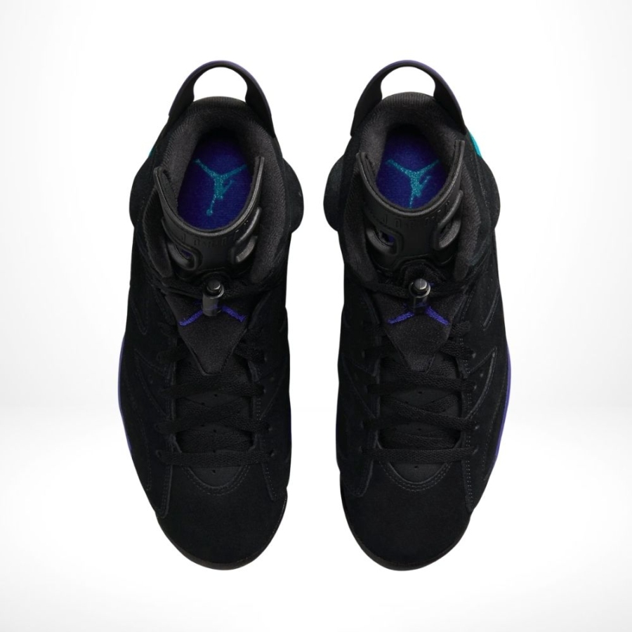 Top-down view of the Air Jordan 6