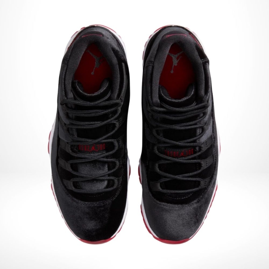 Top-down view of the Air Jordan 11