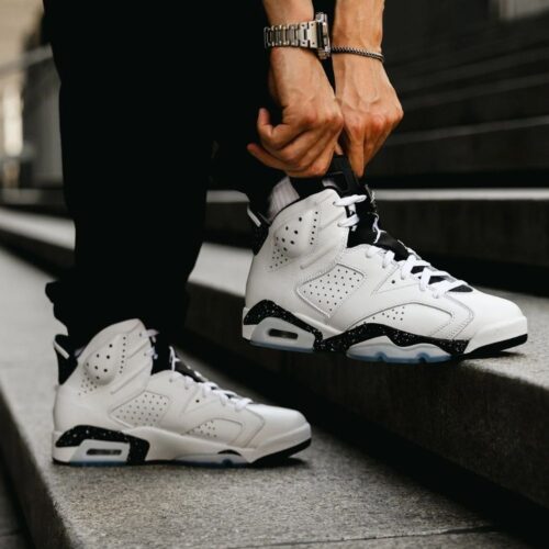On-foot of the Air Jordan 6