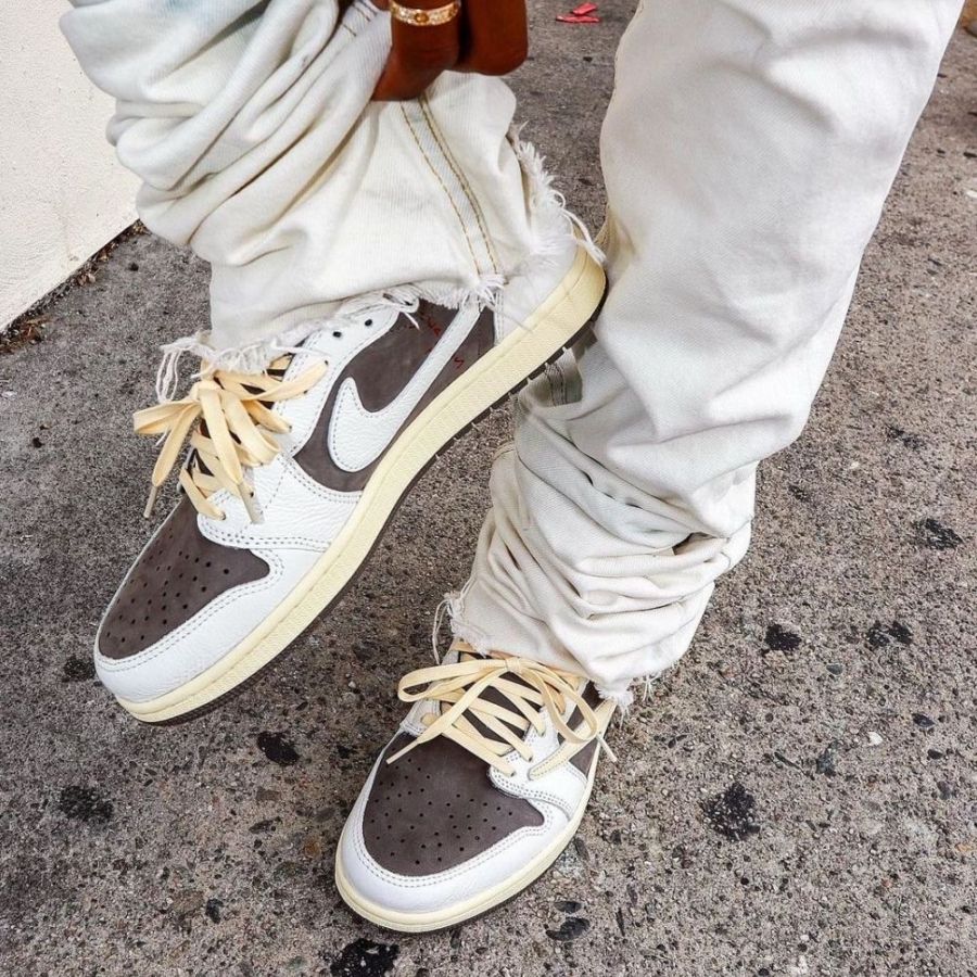 On-foot of the Air Jordan 1