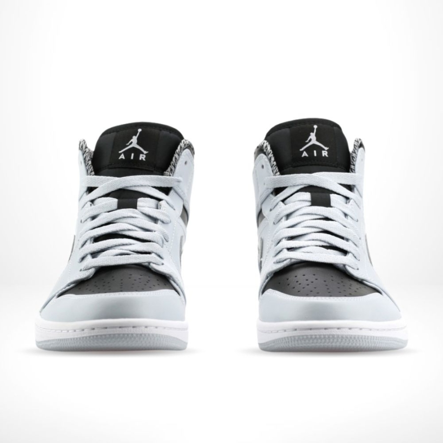 Top-down view of the Air Jordan 1