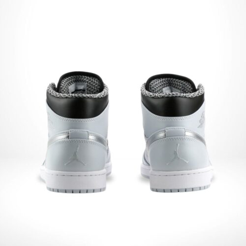 Rear view of the Air Jordan 1