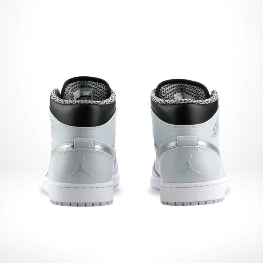 Rear view of the Air Jordan 1