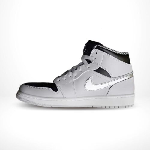 Medial side view of the Air Jordan 1