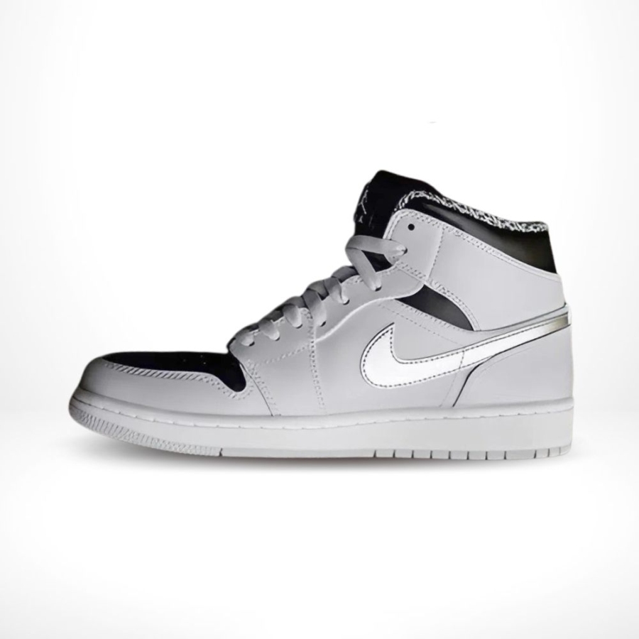 Medial side view of the Air Jordan 1