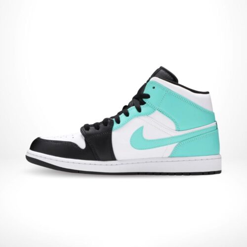 Medial side view of the Air Jordan 1