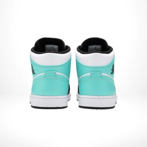 Rear view of the Air Jordan 1