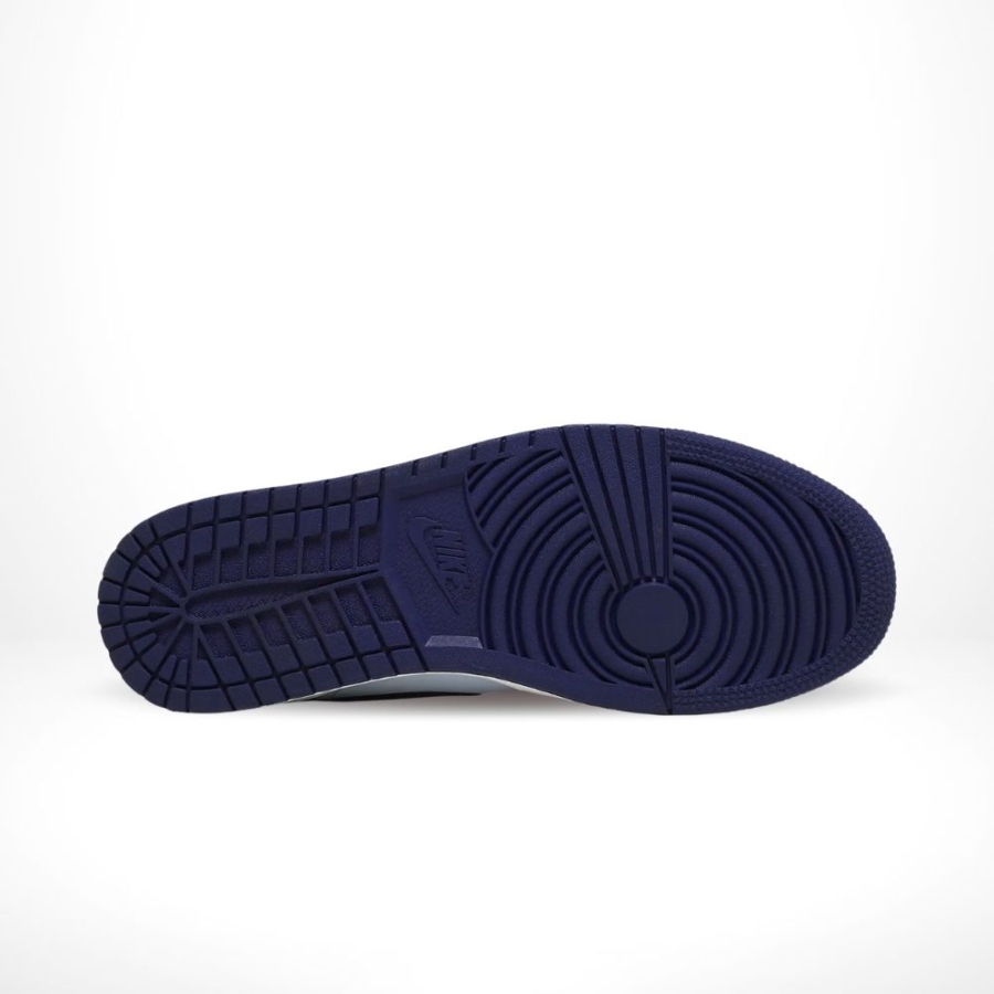 Bottom view of the Air Jordan 1