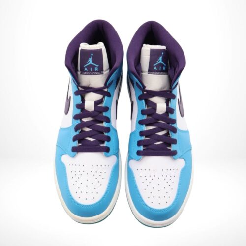 Top-down view of the Air Jordan 1