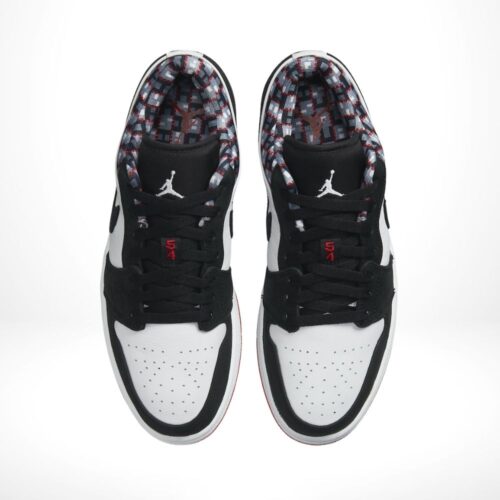 Top-down view of the Air Jordan 1