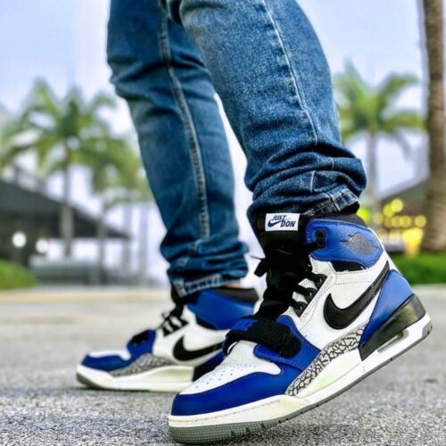 On-foot of the Air Jordan Legacy 312