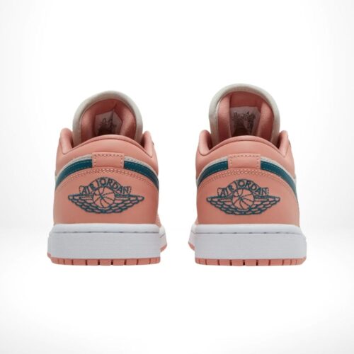 Rear view of the Air Jordan 1