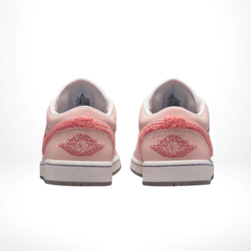 Rear view of the Air Jordan 1