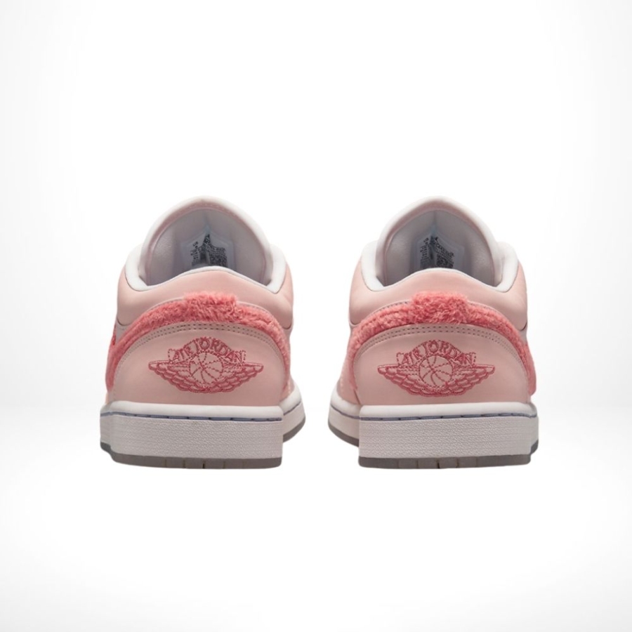 Rear view of the Air Jordan 1